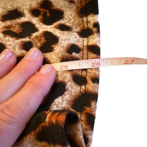 NWOT Faith and Joy Leopard Print Peplum Skirt - Picture 7 of 8